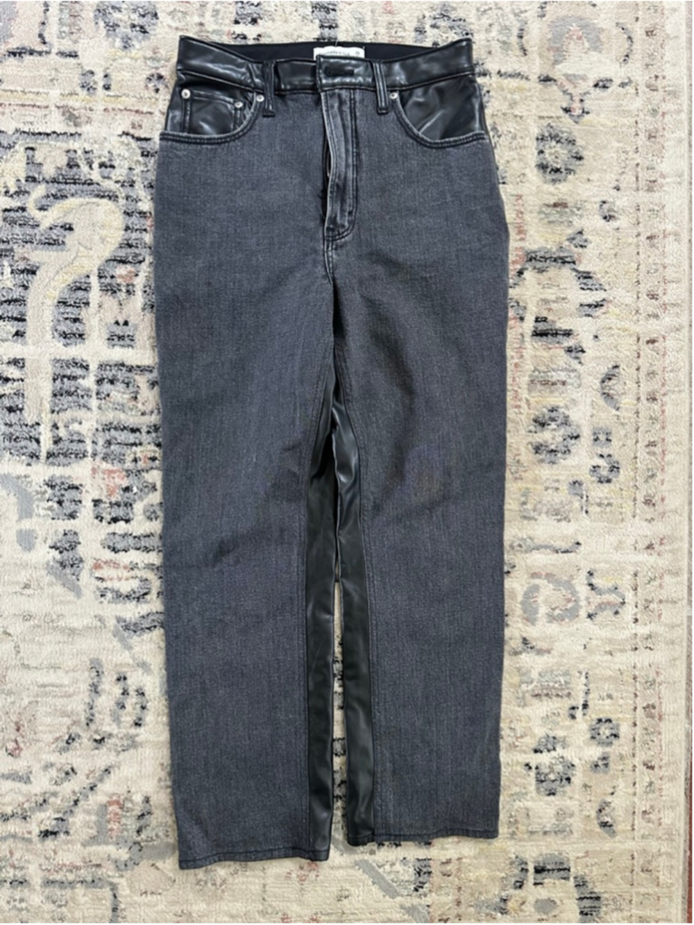 Women's Abercrombie & Fitch Black Denim & Faux Leather Jeans Size 28